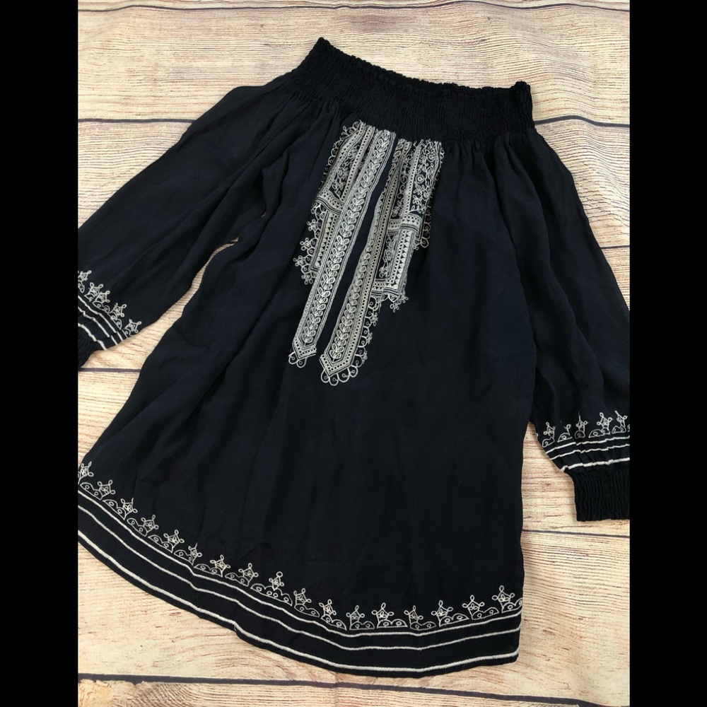 Wmn S Tularosa Revolve mini dress embroidered top